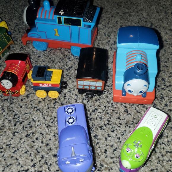 Thomas - Picture 2 of 3